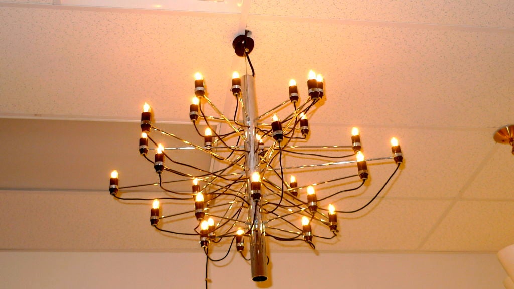 Early Gino Sarfatti for Arteluce Chrome Chandelier In Good Condition For Sale In Hanover, MA