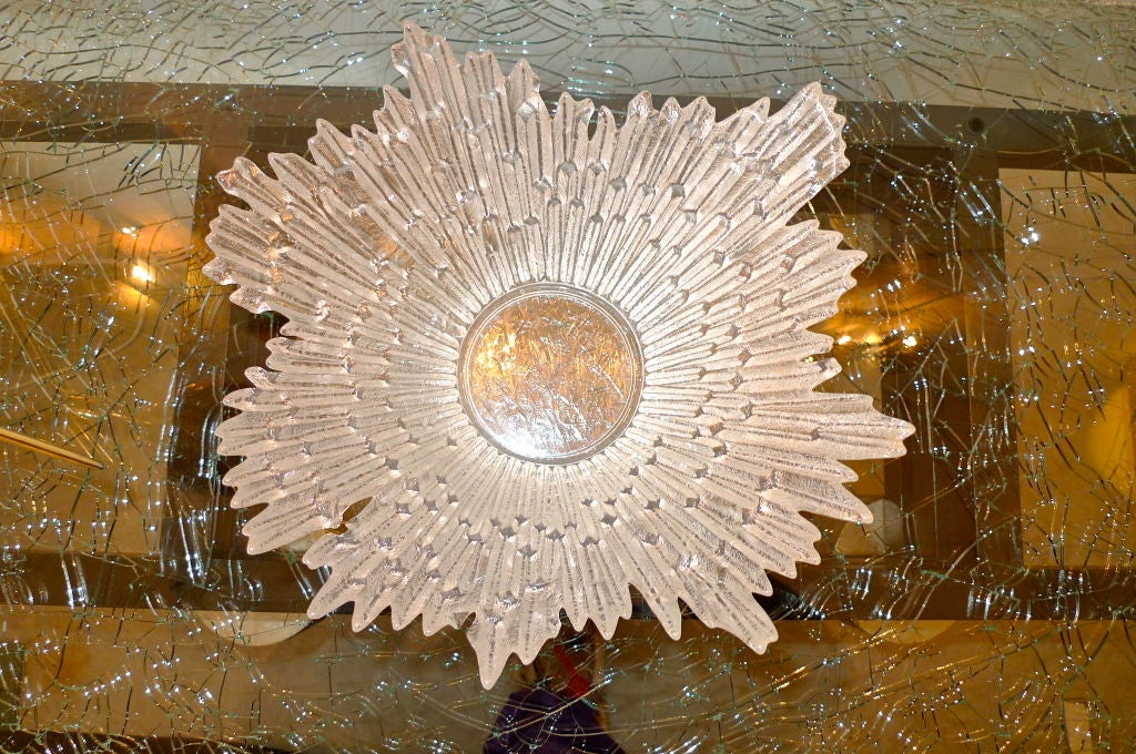 Brutalist Glass Centerpiece Bowl In Excellent Condition In Hanover, MA