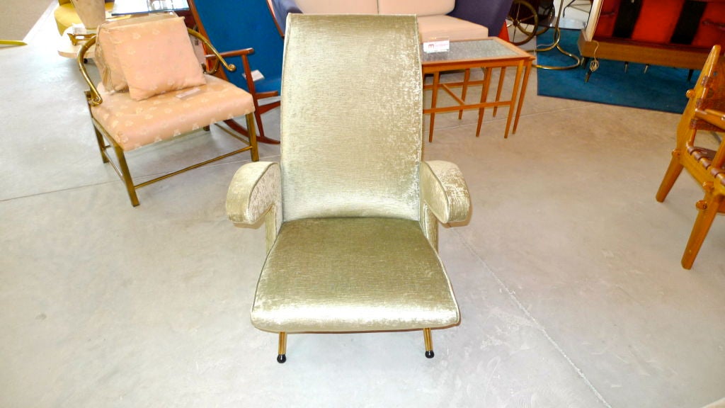 Sculptural Italian Lounge Chair 1