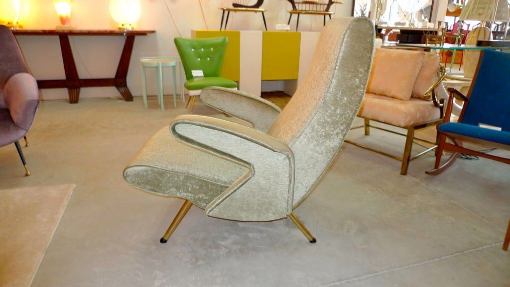 Sculptural Italian Lounge Chair 3