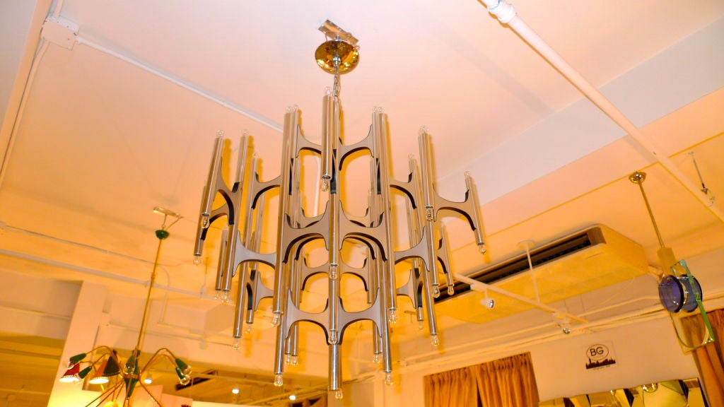 Large Brutalist Snowflake Chandelier by gaetano Sciolari In Excellent Condition In Hanover, MA