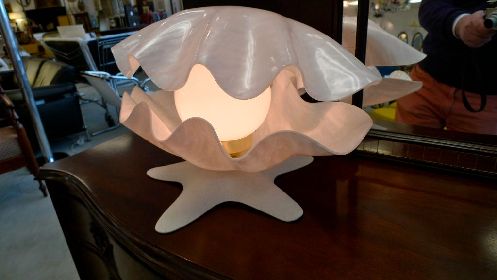 Late 20th Century Pearlescent Acrylic Shell Lamp with Pearl