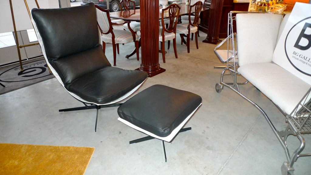 Spinnaker Lounge Chair & Ottoman 1