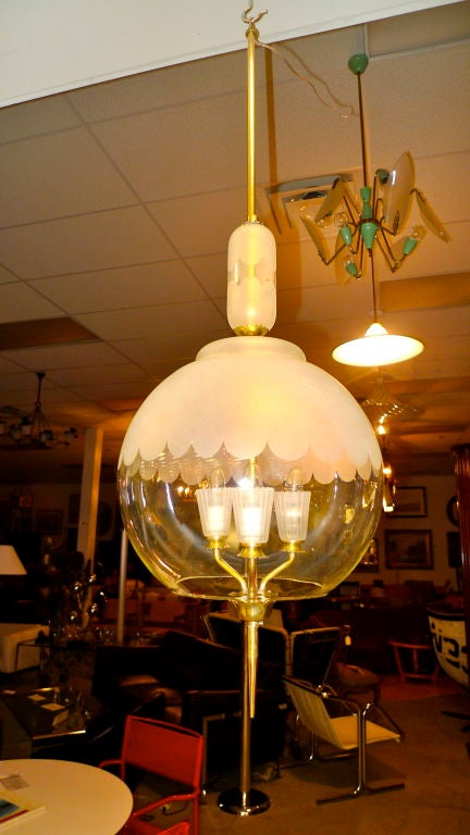 Mid-Century Modern Lampe à suspension orbe italienne des années 1940 en vente