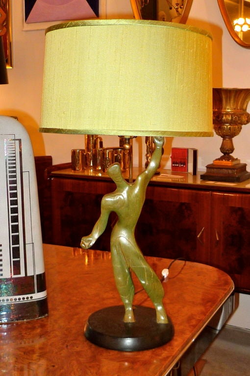 American Figural Modernist Table Lamp by Heifetz For Sale