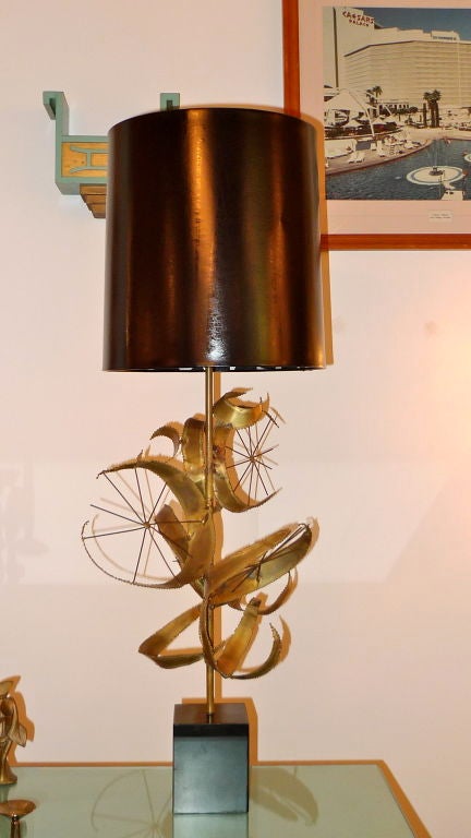 American Brutalist “Setarrah” Lamp by Bijan of California for Laurel For Sale