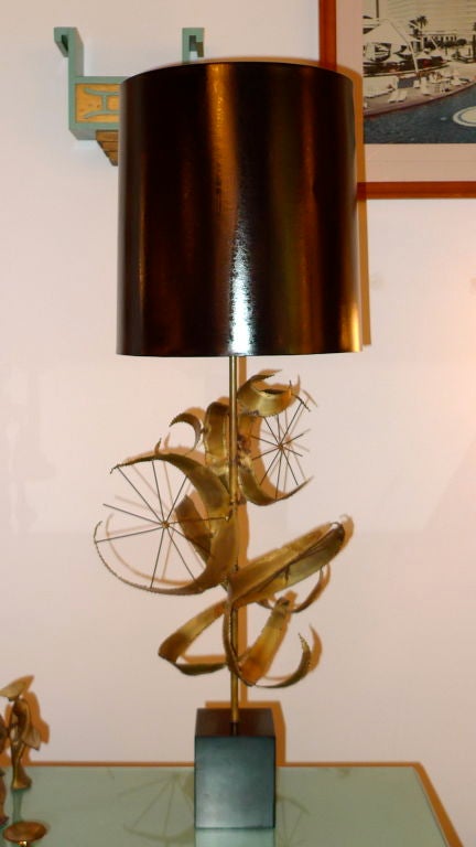 Brutalist “Setarrah” Lamp by Bijan of California for Laurel In Good Condition For Sale In Hanover, MA