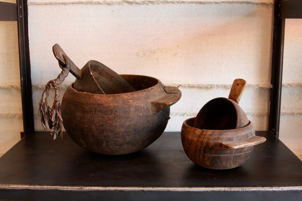 Yemen/Saudi Border Wooden Bowl - Collection of four 2