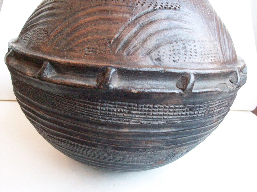 traditional african pots