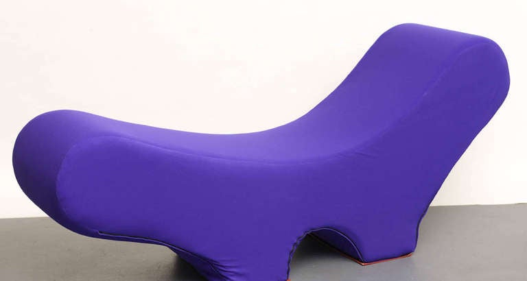 Long lounge chair , day bed extremly comfortable .
The color is great and will put a joyfull note in any interior.
The complete piece is in foam , the fabric is a bit more purple  than the color of the photo . Please, ask for more photos to have