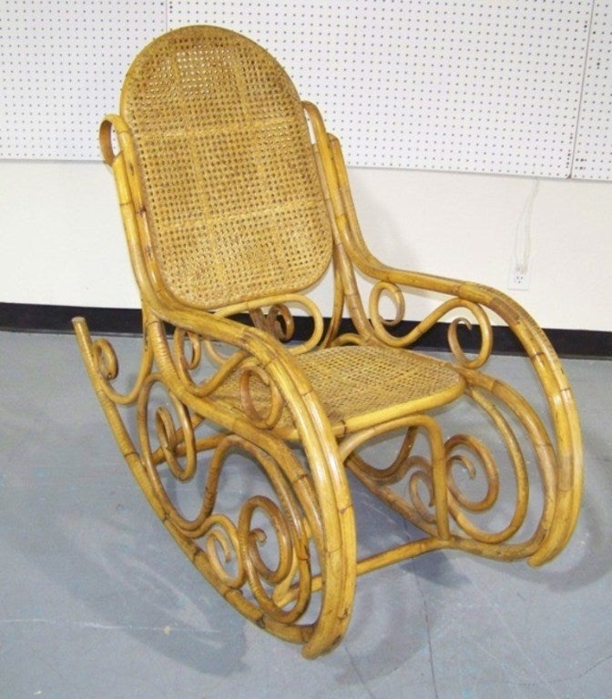 In the style of the French designer Thonet .
 Elegant design Rocking Chair Mid Century Modern . 