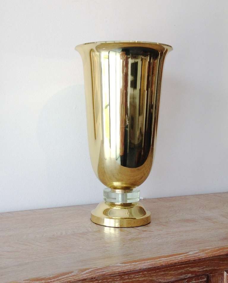 Brass and Glass Art Deco Table Lamp In Excellent Condition In Miami, FL