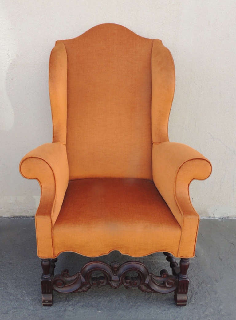 British Pair of Late 19th Century English Arm Chairs