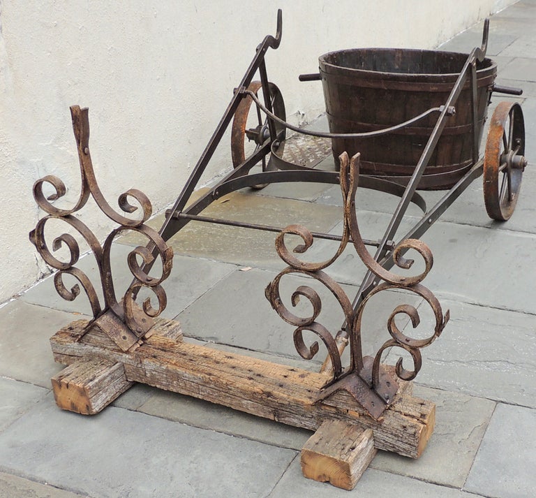 19th Century French Wine Cart In Good Condition In Charleston, SC