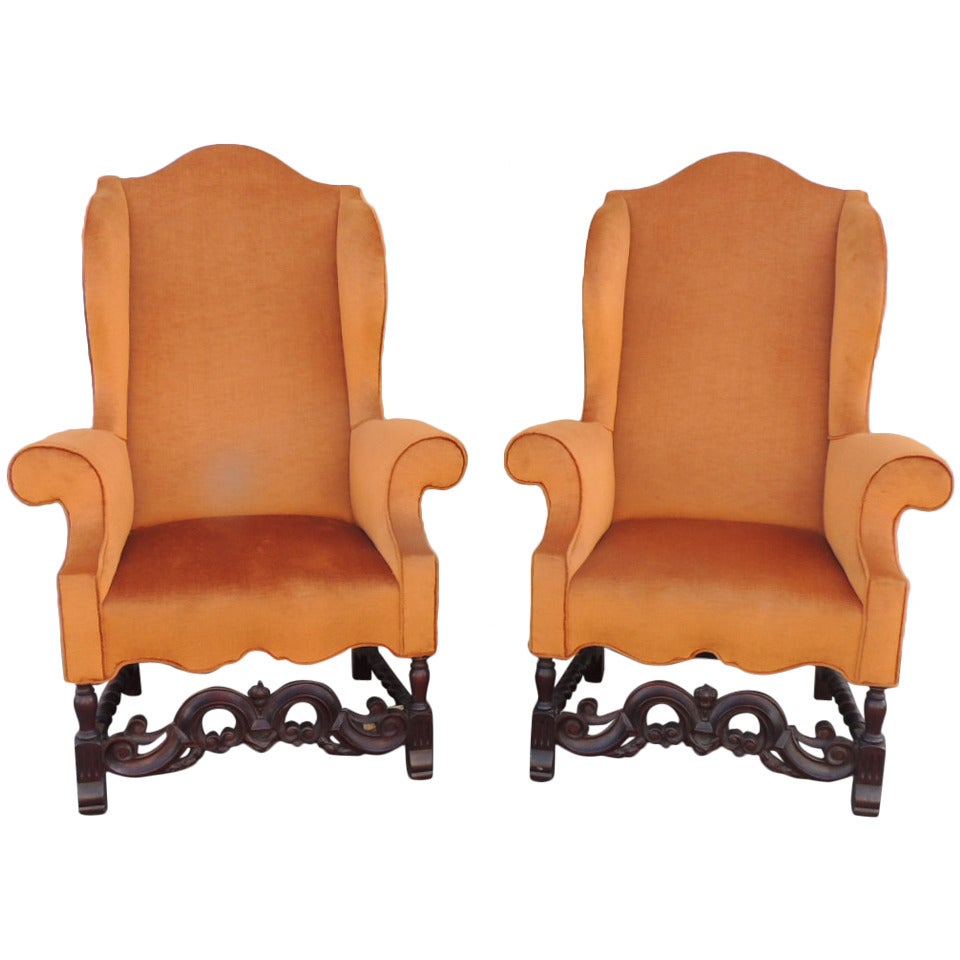 Pair of Late 19th Century English Arm Chairs
