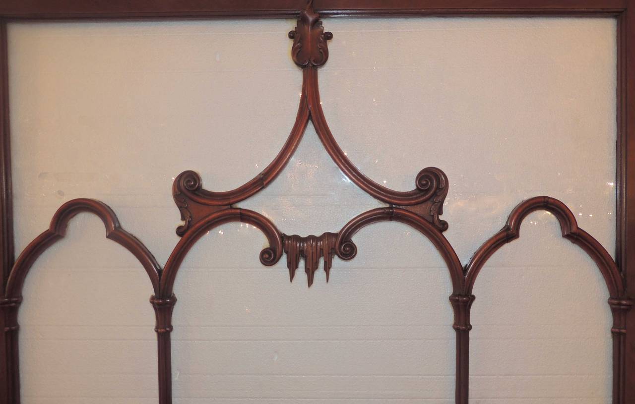 Monumental 19th Century Irish Chippendale Mahogany Breakfront Bookcase In Good Condition In Charleston, SC