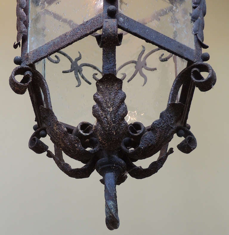 Französische gotische Schmiedeeisenlaterne aus dem späten 19. Jahrhundert (Glas)