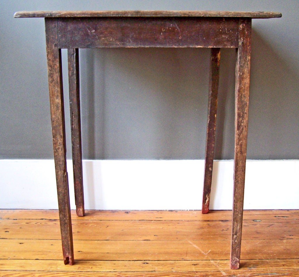 Primitive mahognay table.
