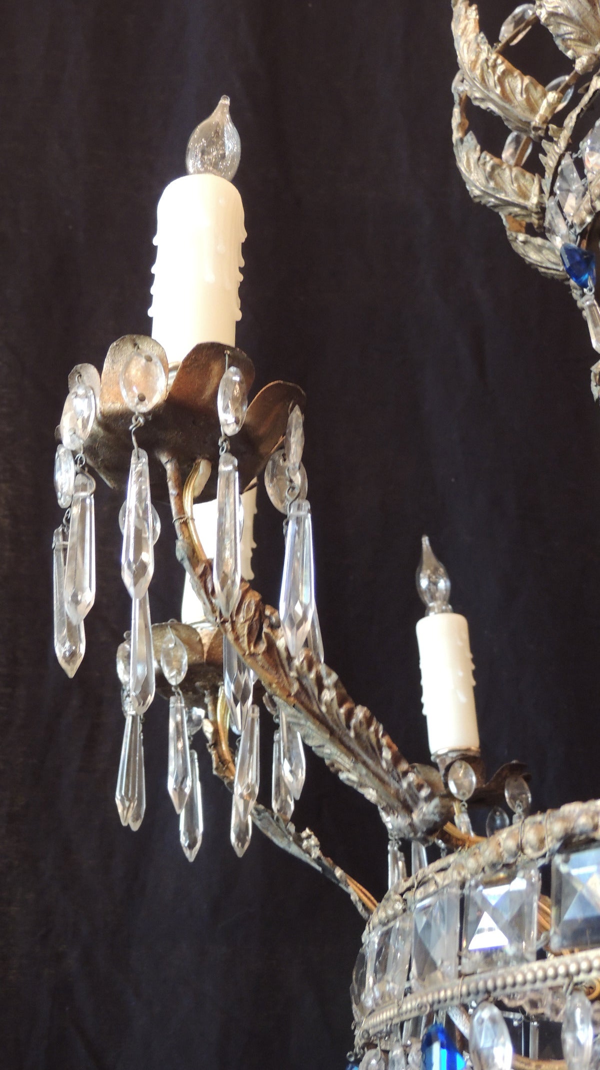 18th Century Sicilian Crystal, Tole and Brass Chandelier 3