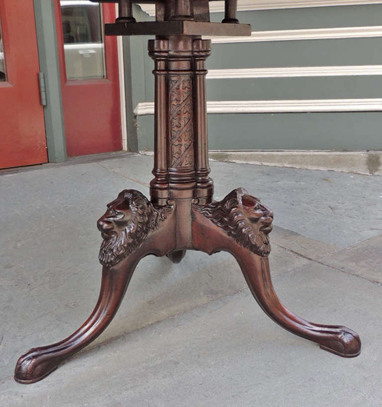18th Century Irish Chippendale Tilt Top Pie Crust Table In Good Condition In Charleston, SC