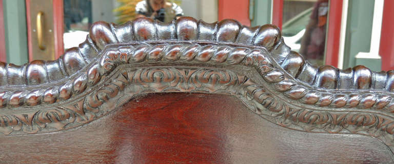 Mahogany 18th Century Irish Chippendale Tilt Top Pie Crust Table