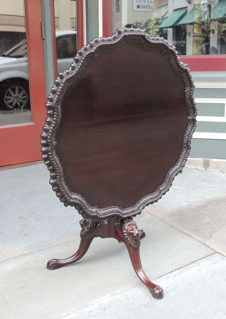 18th Century Irish Chippendale Tilt Top Pie Crust Table 4