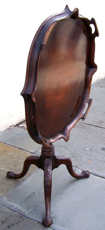 18th Century and Earlier American Tilt-Top Table