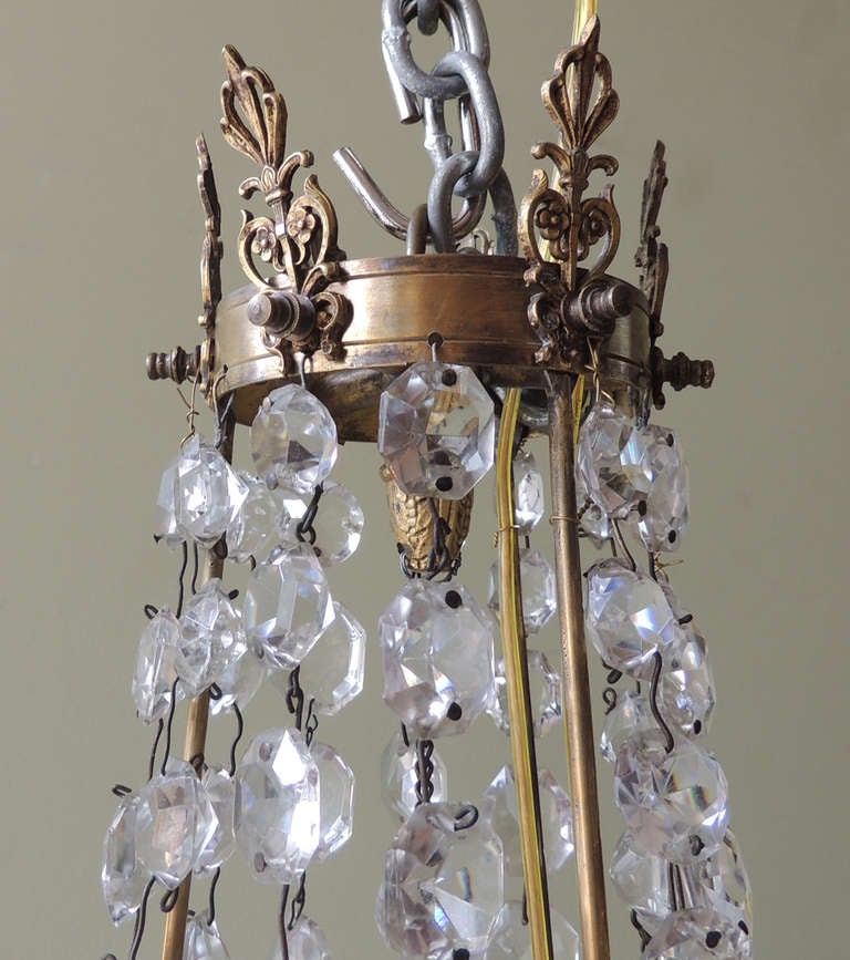 British Late 18th C English Regency Crystal and Brass Chandelier For Sale
