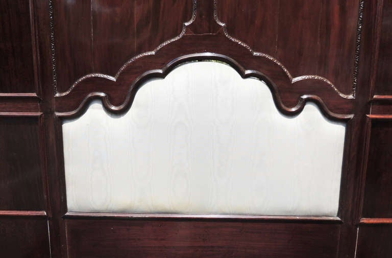 18th Century Irish Mahogany King Size Four Poster Bed In Good Condition In Charleston, SC