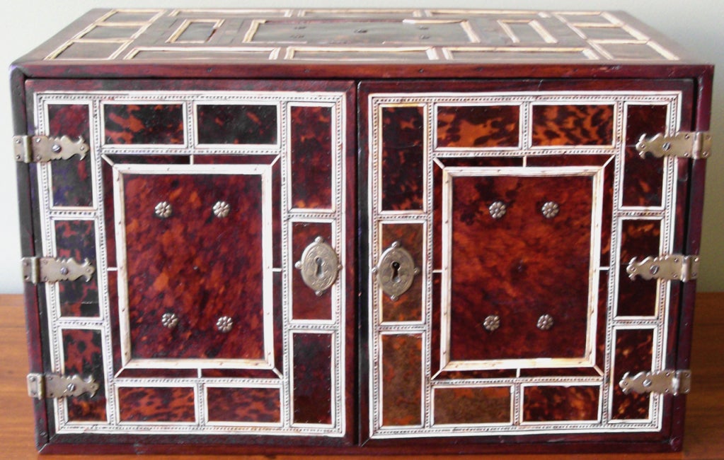 Ivory Tortoise Spice Box