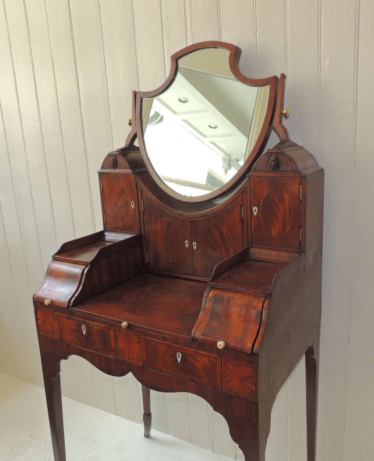 18th Century Mahogany Adam's Dressing Table In Good Condition In Charleston, SC