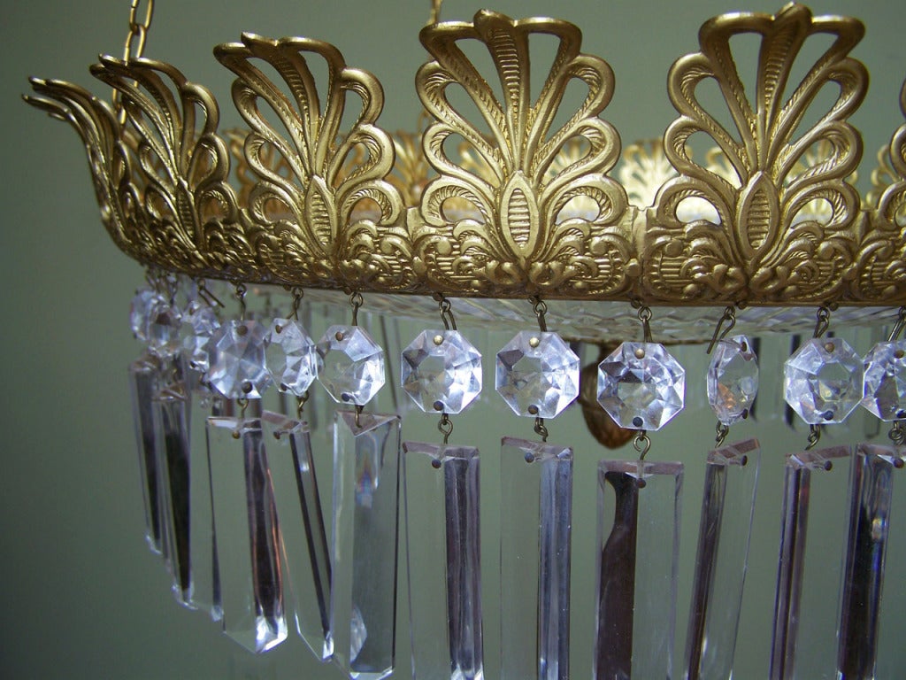 Regency 1810 Crystal and Brass Chandelier In Excellent Condition In Charleston, SC