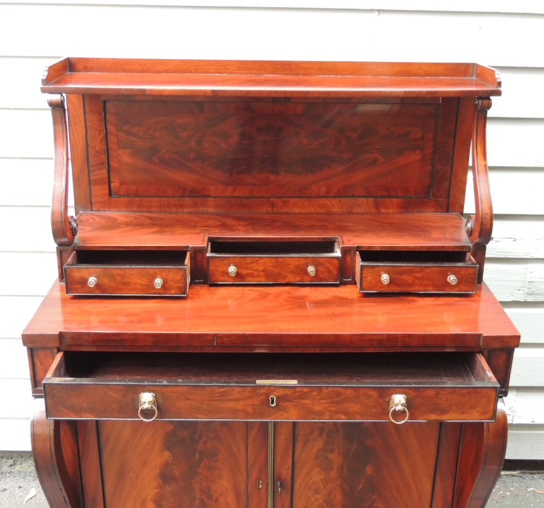 Early 19th C English Regency Mahogany Credenza For Sale 4