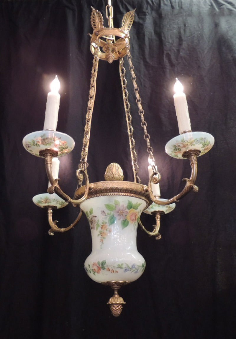 Early 19th Century Russian Empire Opaline and Bronze Chandelier For Sale 1