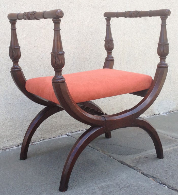 Neoclassical Early 19th Century Italian Curule Walnut Bench or Stool with Rose Upholstery