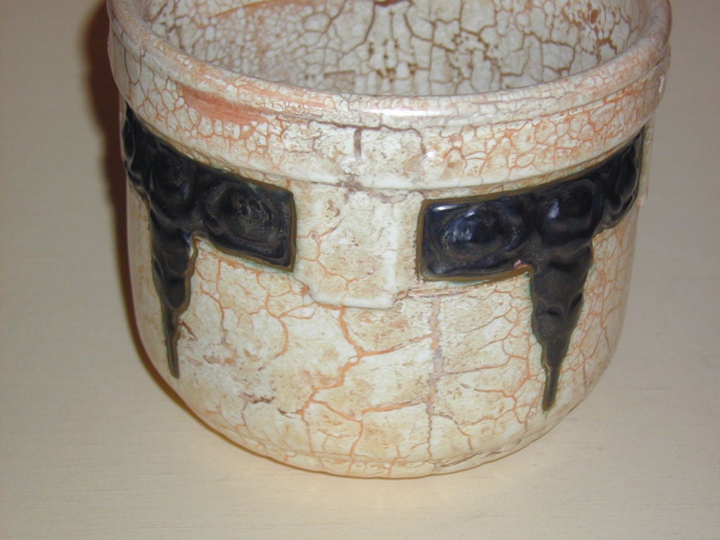 Art Deco Jardiniere (Töpferwaren) im Angebot