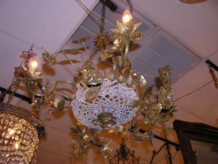 Italian Gilt Bronze and Crystal Chandelier For Sale 1