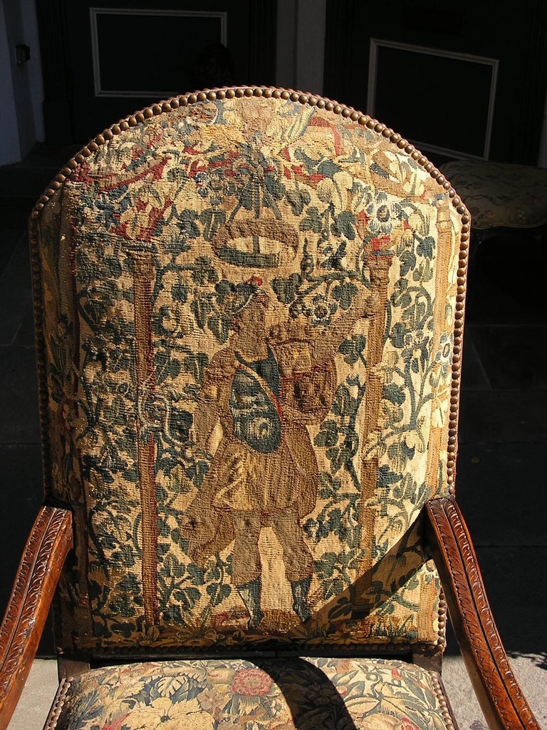 Pair of Italian Walnut Needlepoint Arm Chairs, 18th century In Excellent Condition For Sale In Hollywood, SC