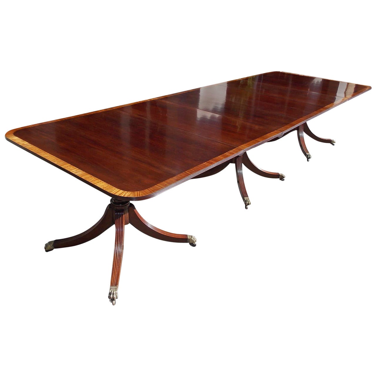 English Mahogany Satinwood Inlaid Triple Pedestal Dining Room Table, Circa 1820