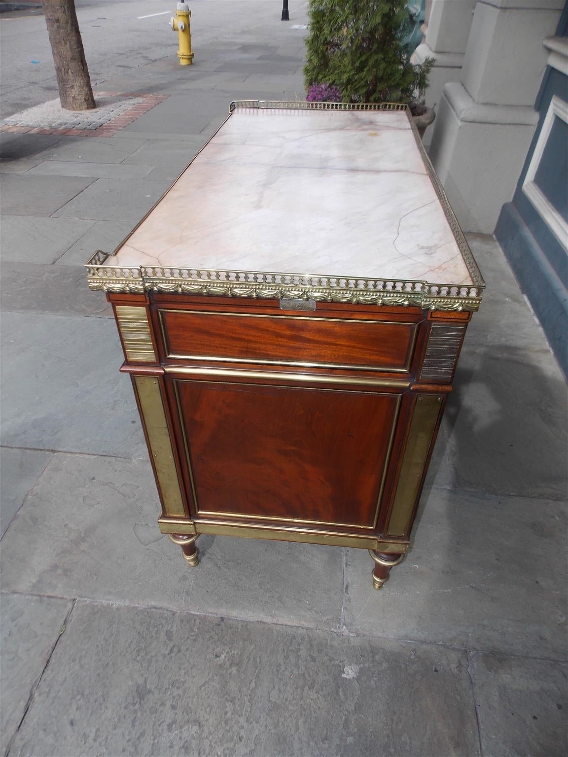 French Mahogany & Marble Brass Gallery Commode. Circa 1770 In Excellent Condition In Hollywood, SC