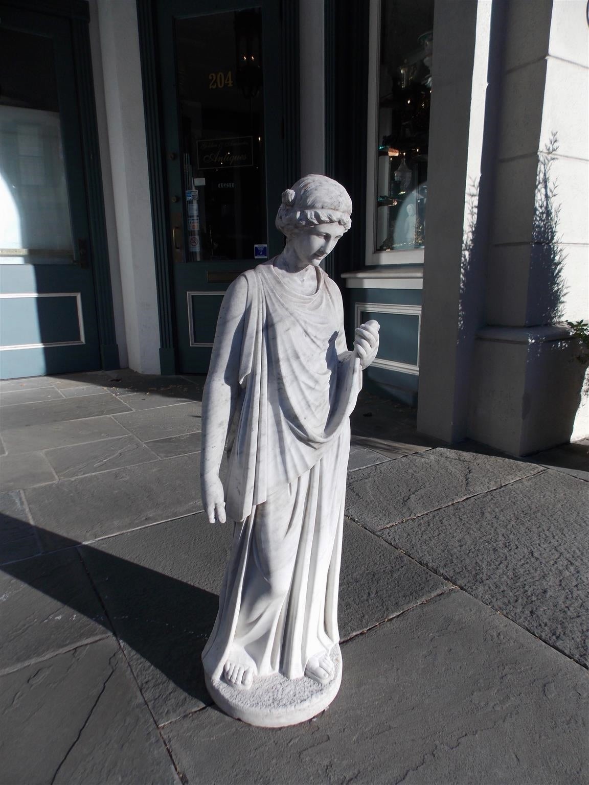 Italian Marble Figural Statue. Circa 1820 In Excellent Condition For Sale In Hollywood, SC