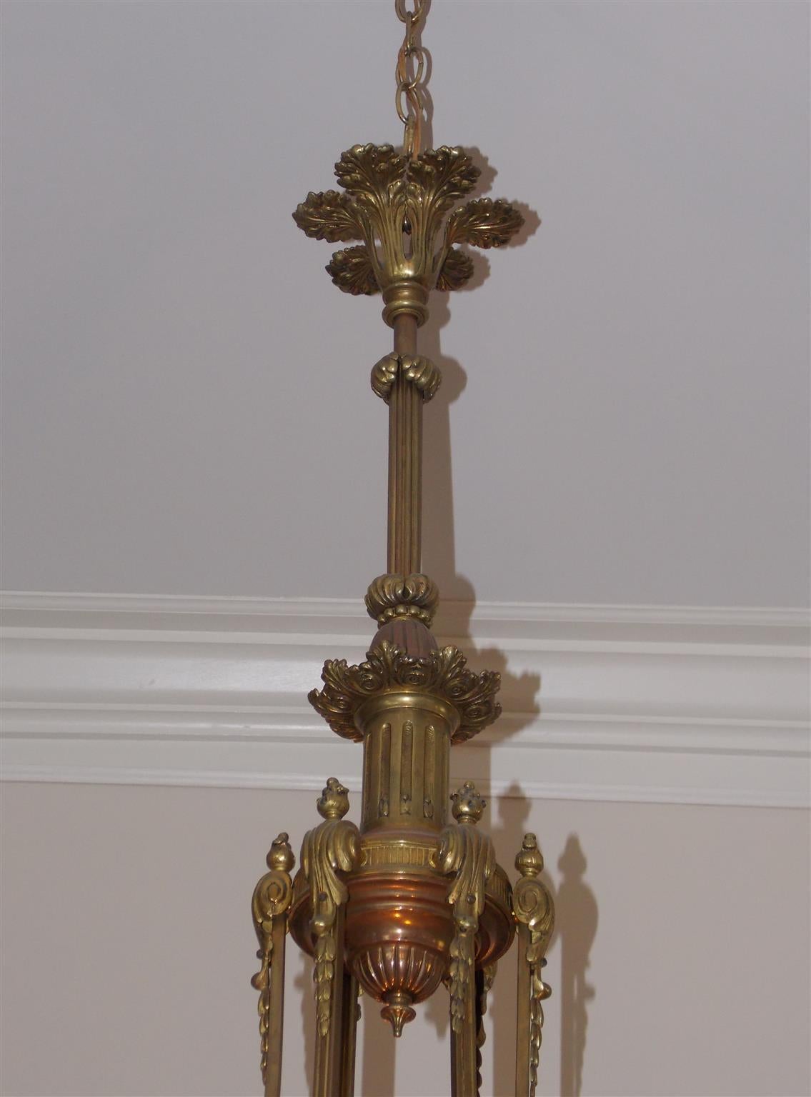 Français Lustre panier français en bronze doré et cristal:: vers 1830 en vente