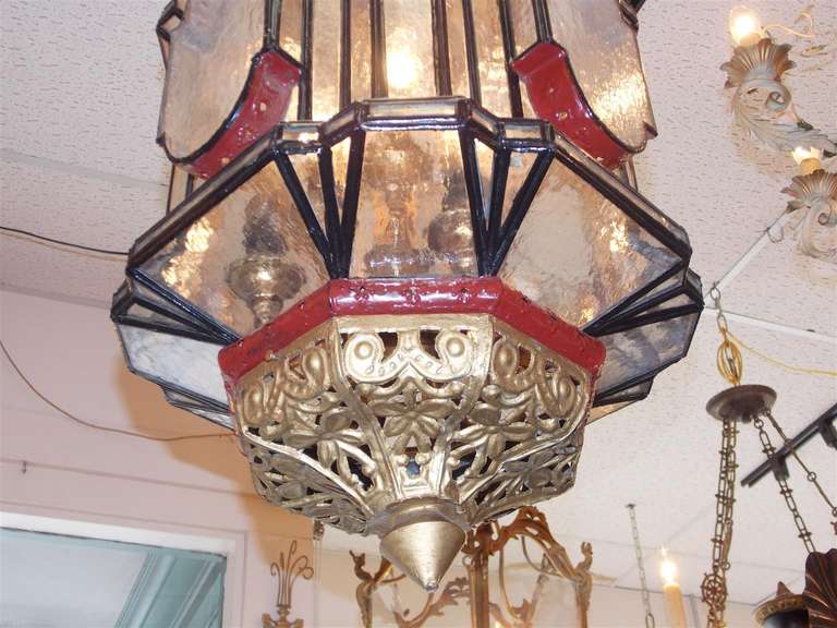 Lanterna marocchina in vetro dipinta e dorata. Circa 1880 in vendita 2