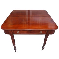 Tavolo da gioco americano in mogano Sheraton, 1820 circa