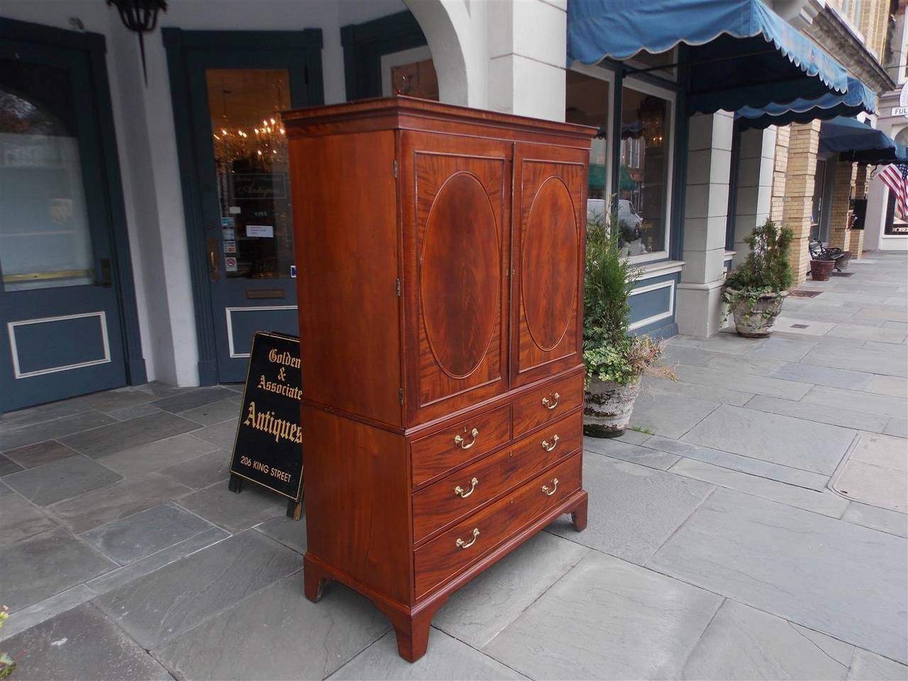 Hand-Carved American Chippendale Mahogany Inlaid Book Matched Linen Press, Circa 1785