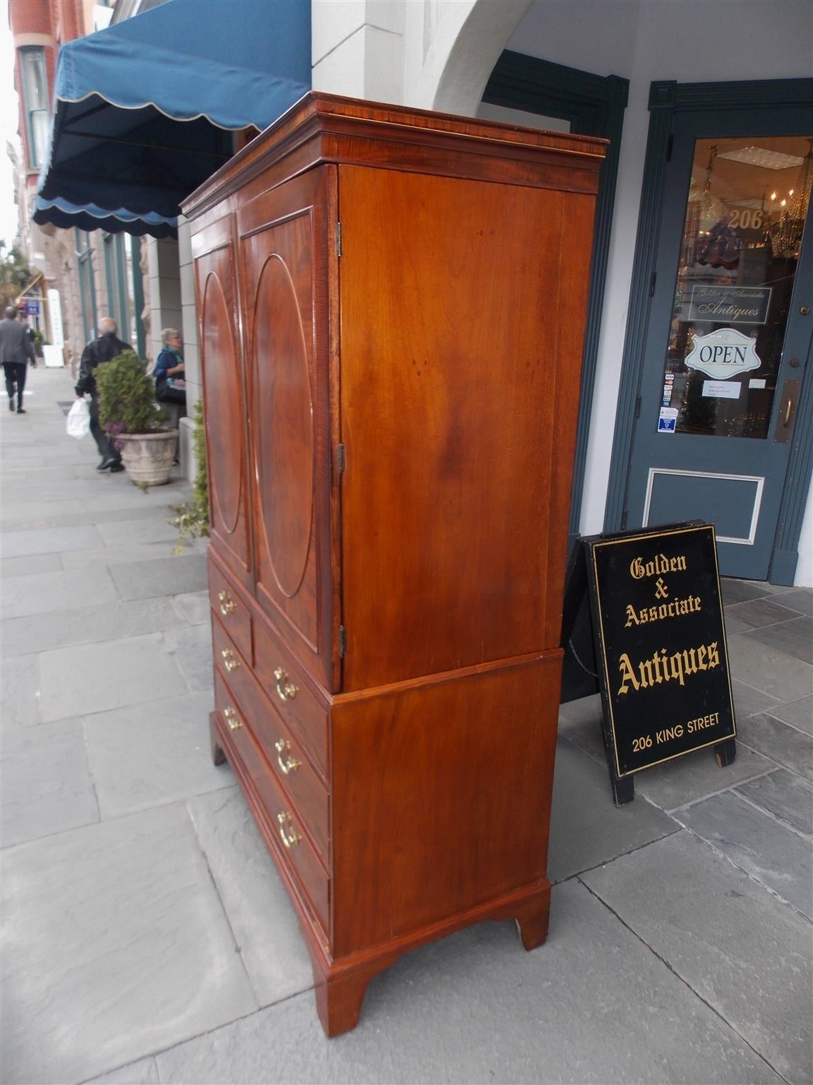American Chippendale Mahogany Inlaid Book Matched Linen Press, Circa 1785 2