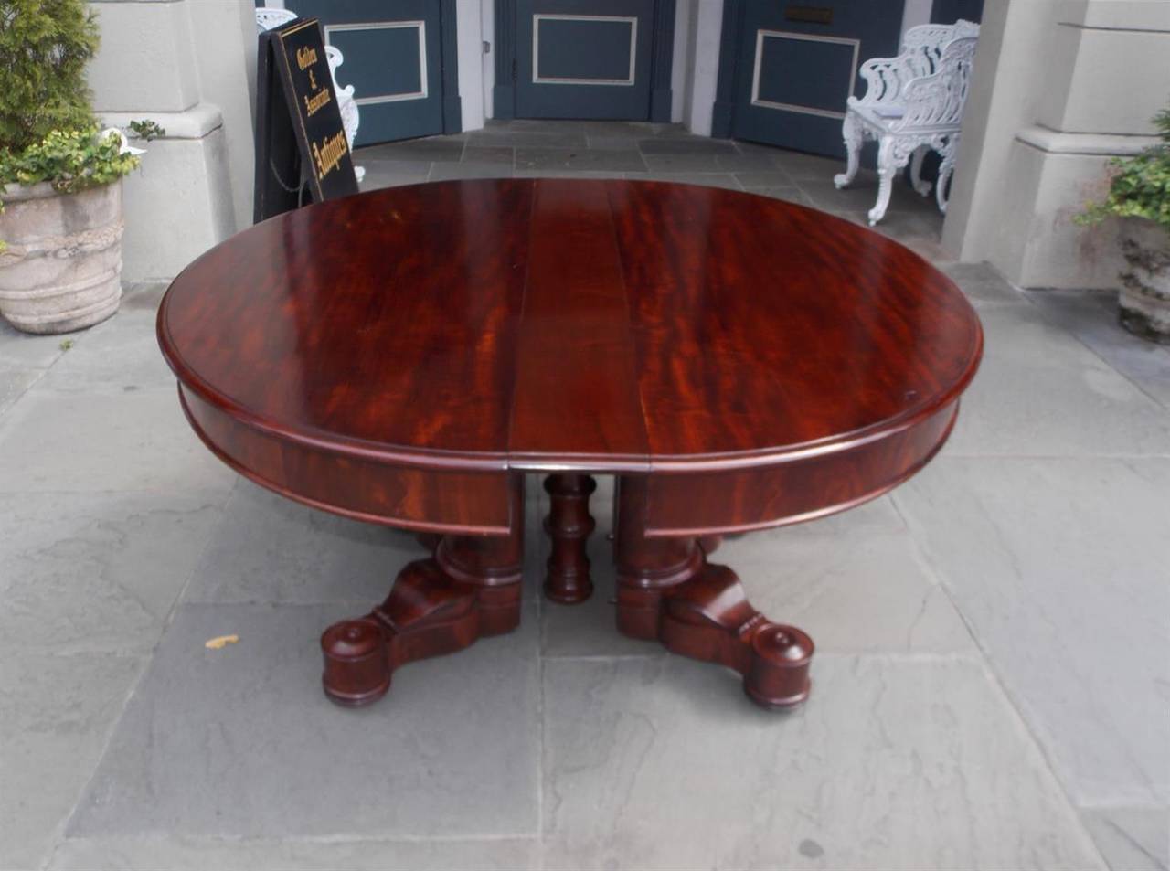American Classical Mahogany Dining Table with Console Table, Boston Circa 1830 For Sale 3