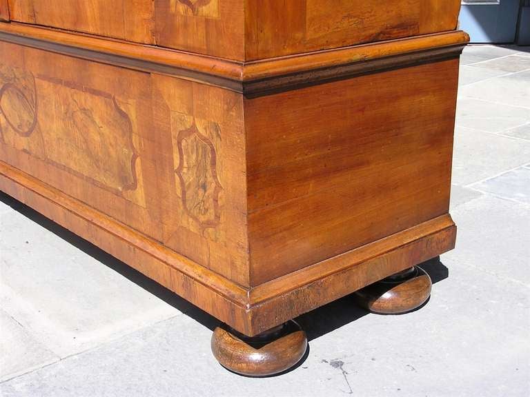 Mid-18th Century Austrian Biedermeier Burl Walnut & Mahogany Exotic Inlaid Cask, Circa 1750 For Sale