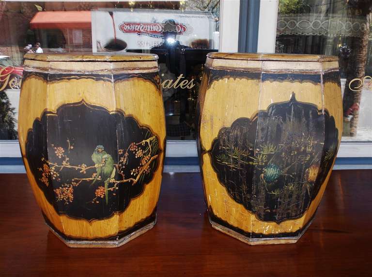 Pair of Japanese Oriental Painted Tea Bins. Circa 1820 In Excellent Condition In Hollywood, SC