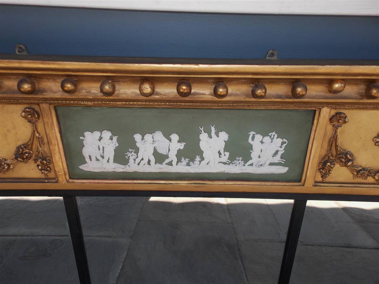 Englisch vergoldet geschnitzt Holz und Jaspis Ware über Kaminsims Spiegel, CIRCA 1810 im Angebot 2